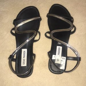 NEVER WORN STEVE MADDEN SANDALS